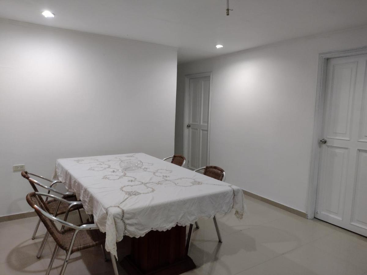 Clementina Hostel Cartagena Ngoại thất bức ảnh